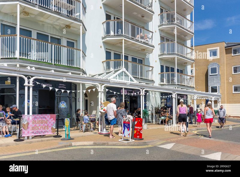 Experience the Thrill of Ice Fishing in the UK's Winter Online Casino Scene